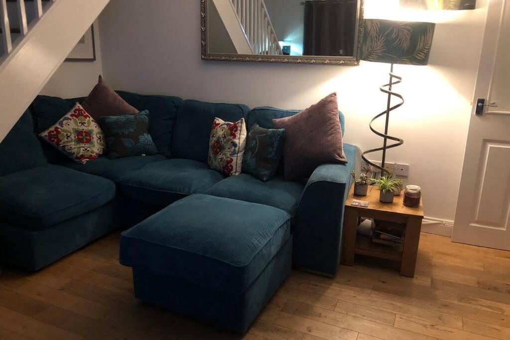 Six By The Sea - 2 Bed House - A Little Something For Everyone Saint Columb Minor Bagian luar foto
