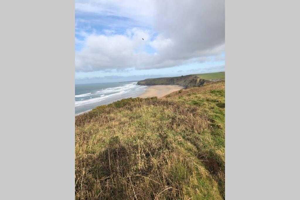 Six By The Sea - 2 Bed House - A Little Something For Everyone Saint Columb Minor Bagian luar foto