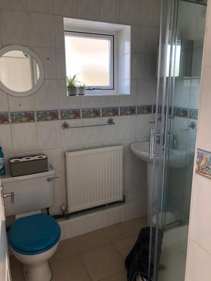 Six By The Sea - 2 Bed House - A Little Something For Everyone Saint Columb Minor Bagian luar foto