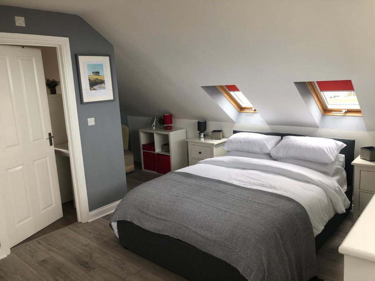 Six By The Sea - 2 Bed House - A Little Something For Everyone Saint Columb Minor Bagian luar foto